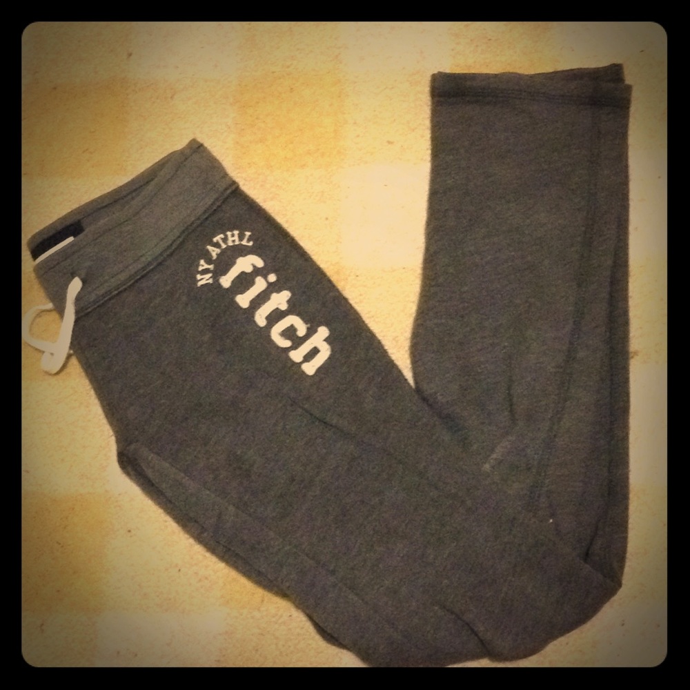 Girls Grey Abercrombie and Fitch Sweatpants